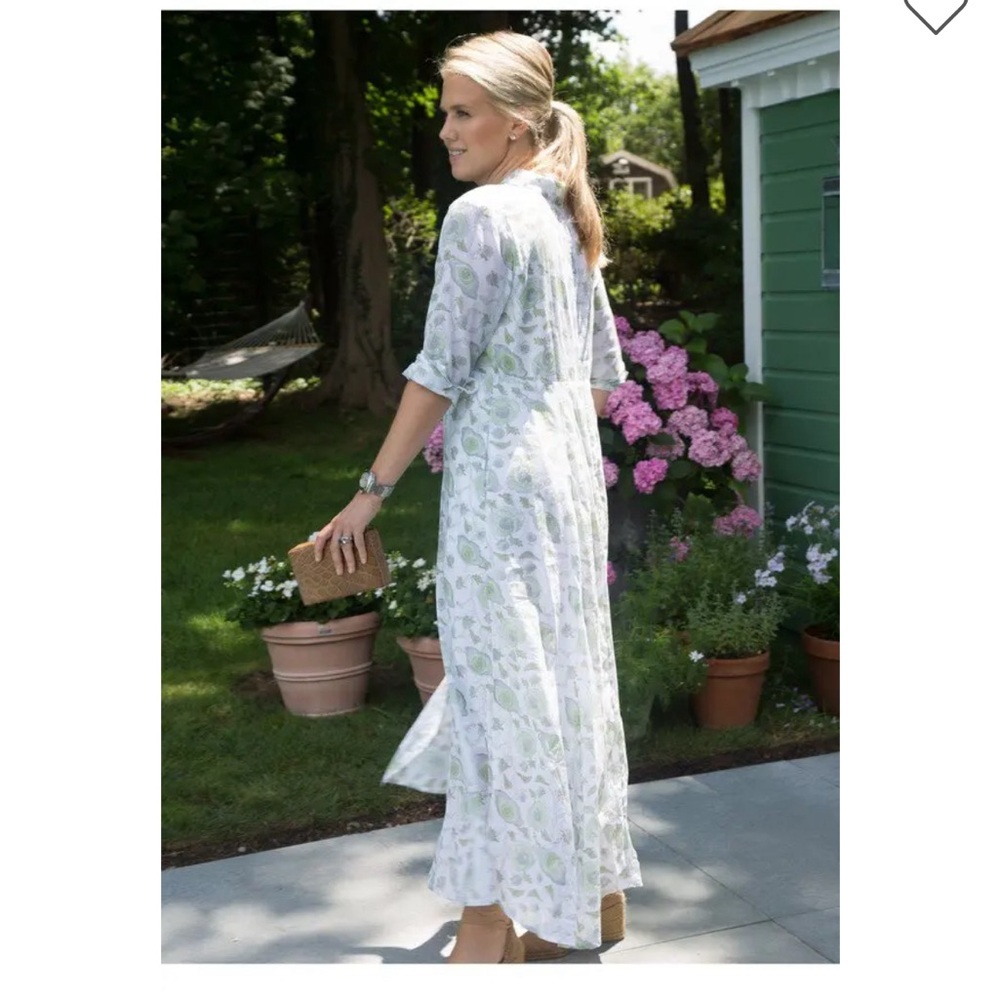 Julia Amory Celadon Buttercup Shirtdress - size S - EUC
